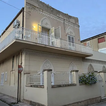 Casa Maira